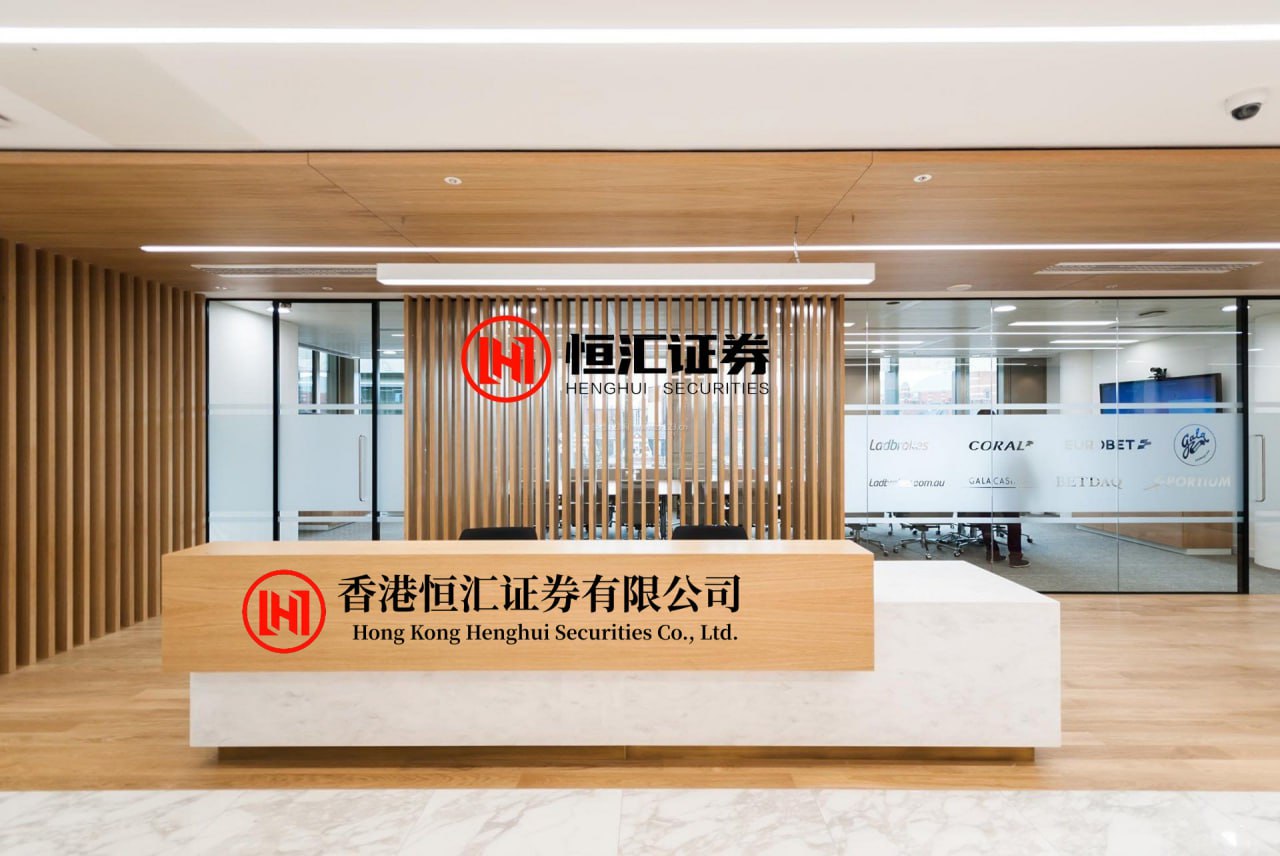 期货配资114APP下载 上博“网红玉米地”品种全揭秘！申科甜811、草莓玉米均在内